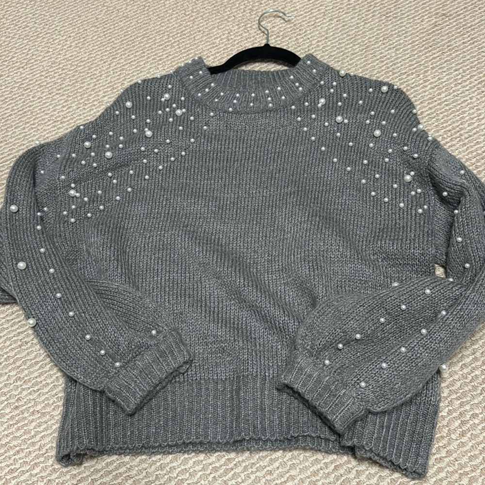 Cliche pearl sweater worn once.